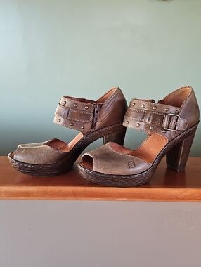 Born Crown Platform Heels